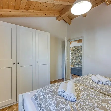 Istrian Casa Pr Marici Pobegi