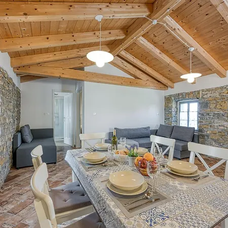 Istrian Casa Pr Marici Pobegi