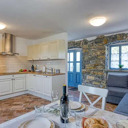 Lägenhet Istrian Casa Pr Marici Pobegi