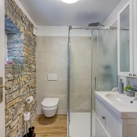 Istrian Casa Pr Marici Pobegi