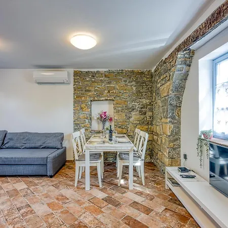 Istrian Casa Pr Marici Pobegi