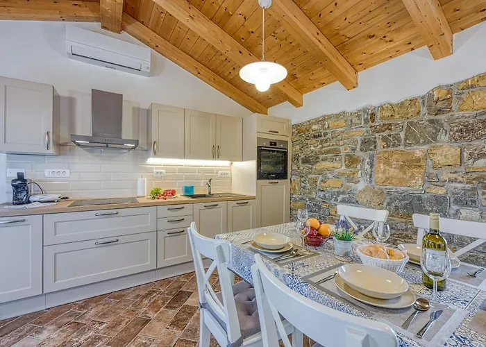 Istrian Casa Pr Marici Pobegi